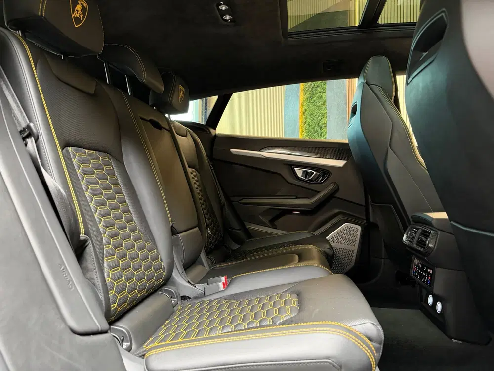 Lamborghini Urus 4.0 V8 uit 2019, foto 11