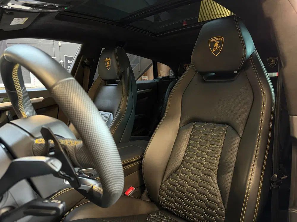 Lamborghini Urus 4.0 V8 uit 2019, foto 9