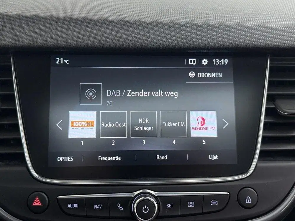 Opel Crossland 1.2T 130pk Ultimate Automaat Pano uit 2022, foto 14