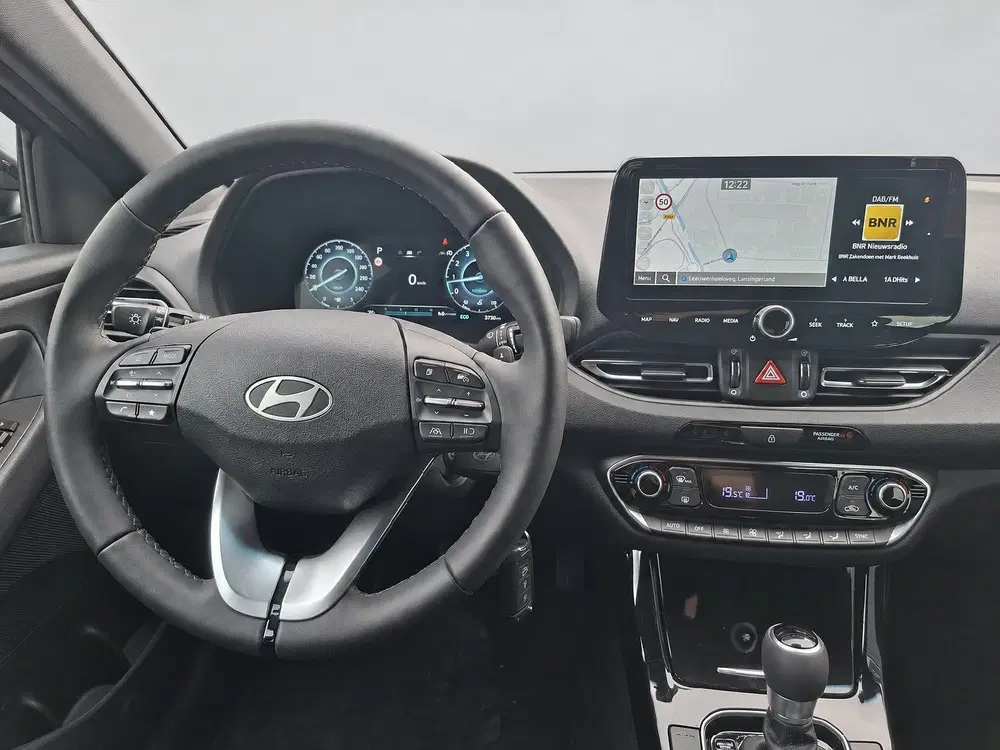 Hyundai i30 1.5 T-GDi MHEV camera uit 2026, foto 13