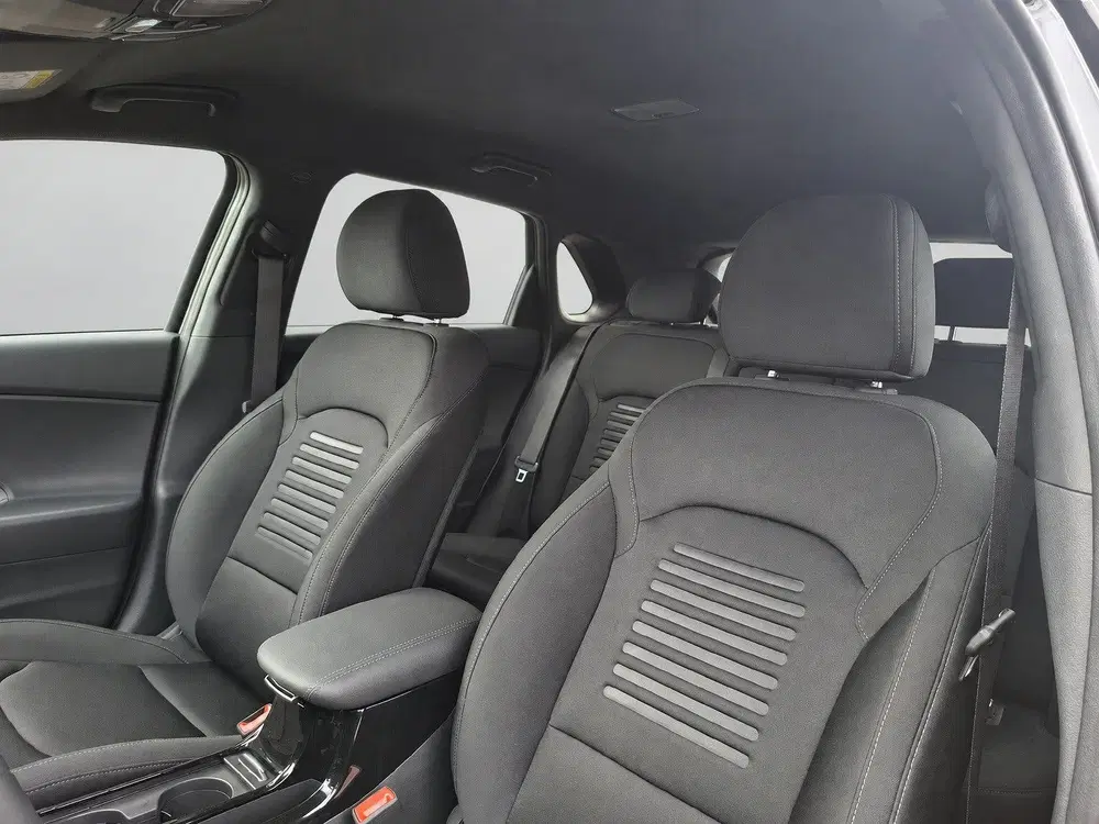 Hyundai i30 1.5 T-GDi MHEV camera uit 2026, foto 15