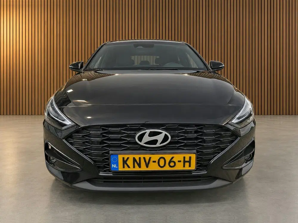 Hyundai i30 1.5 T-GDi MHEV camera uit 2026, foto 2