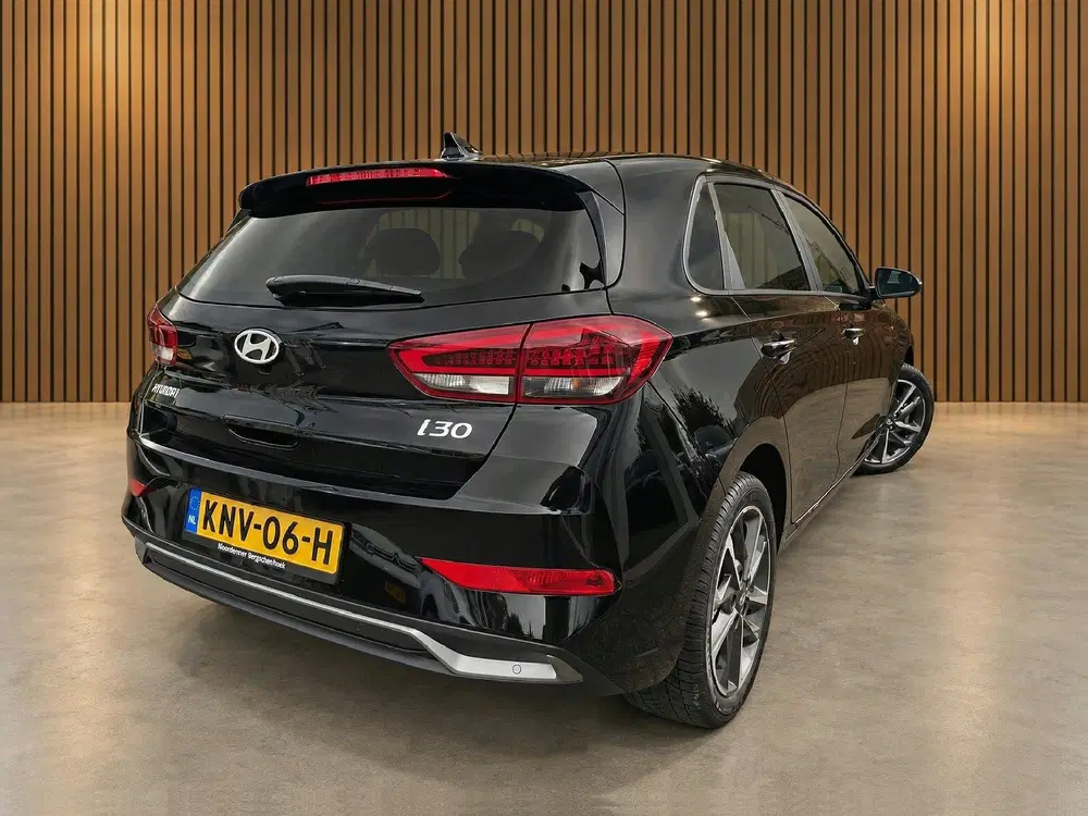 Hyundai i30 1.5 T-GDi MHEV camera uit 2026, foto 6