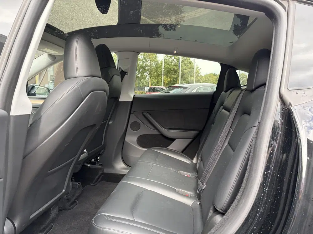 Tesla Model Y Performance AWD 75 kWh SOH 92% RIJKLAAR GE uit 2023, foto 12