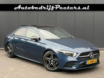 Mercedes-Benz A-Klasse A 200 AMG Nightpakket Pano Leder Sfee uit 2021
