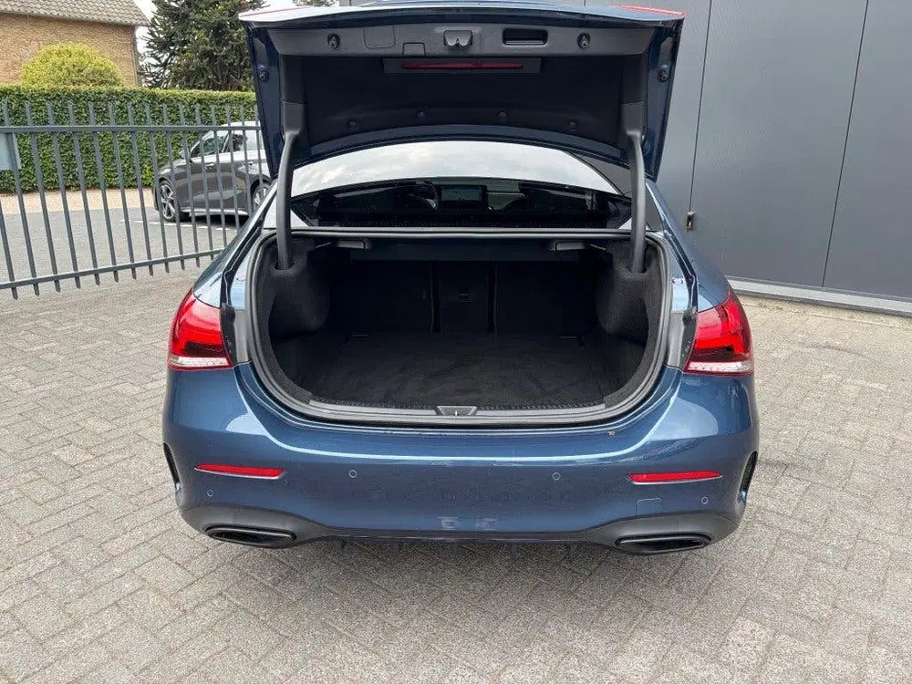 Mercedes-Benz A-Klasse A 200 AMG Nightpakket Pano Leder Sfee uit 2021, foto 13
