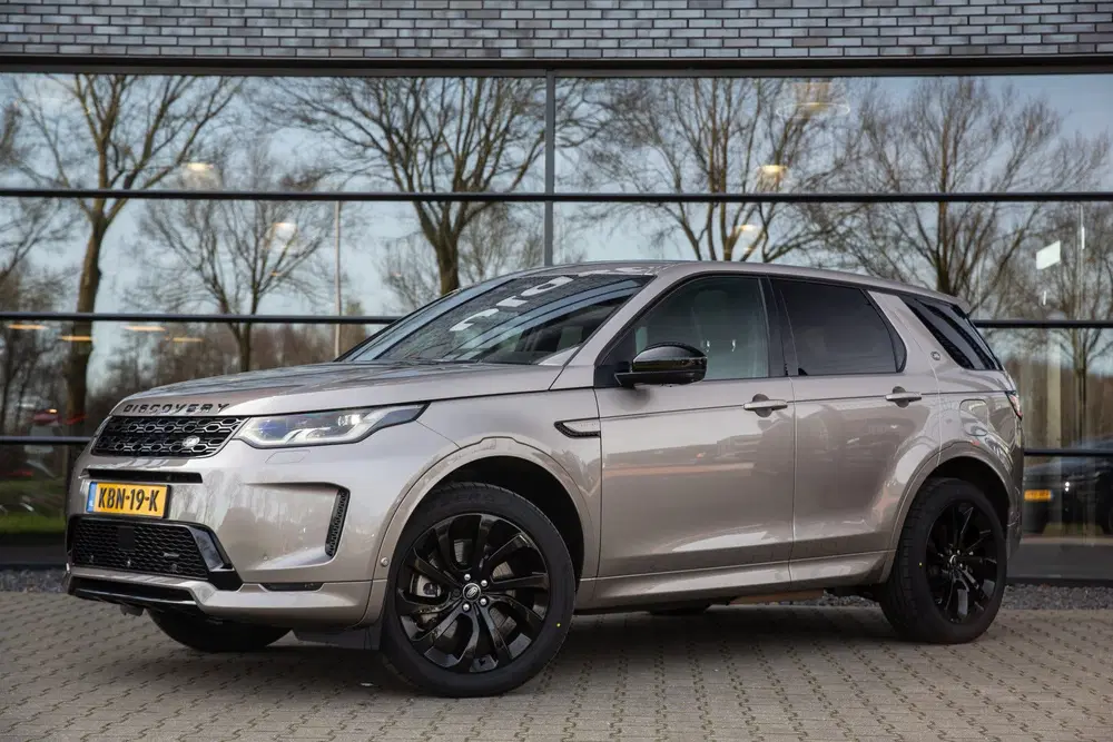 Land Rover Discovery Sport P300e 1.5 R-Dynamic HSE uit 2022, foto 7