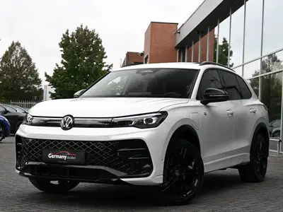 Volkswagen Tiguan 272pk 1.5 eHybrid R-Line Pano Tr-haak IQ-l uit 2025