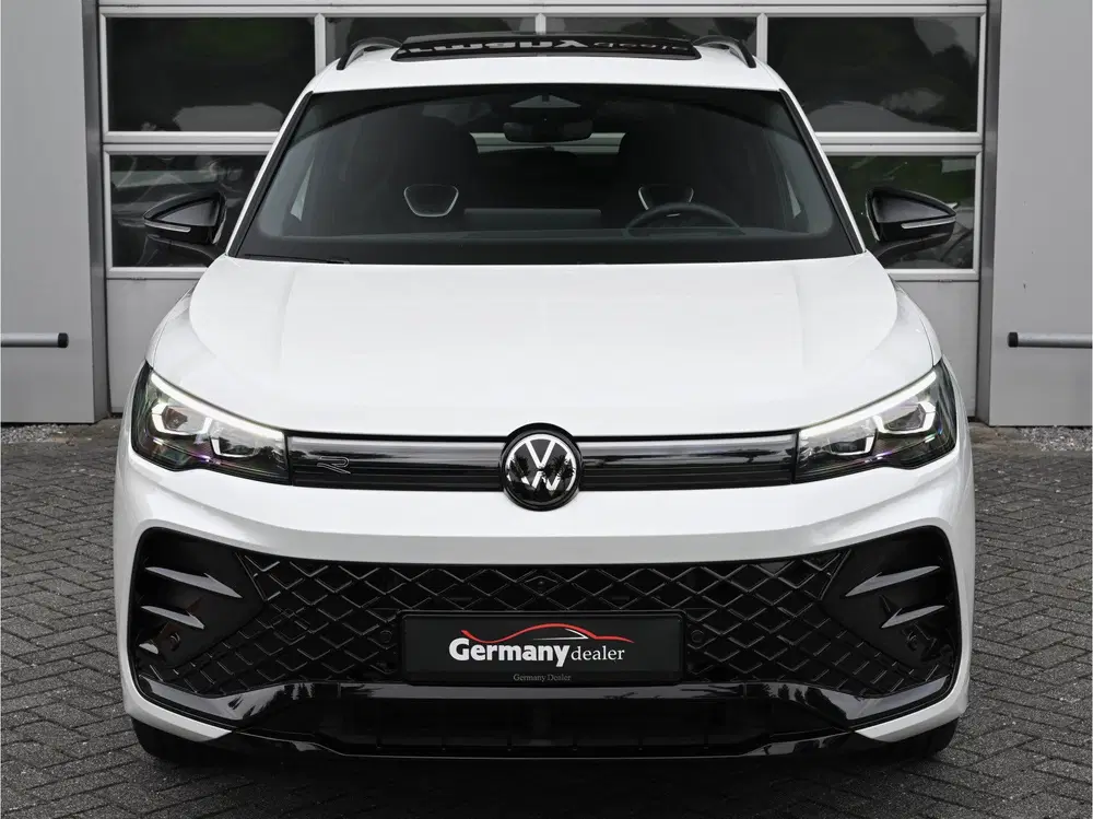 Volkswagen Tiguan 272pk 1.5 eHybrid R-Line Pano Tr-haak IQ-l uit 2025, foto 6