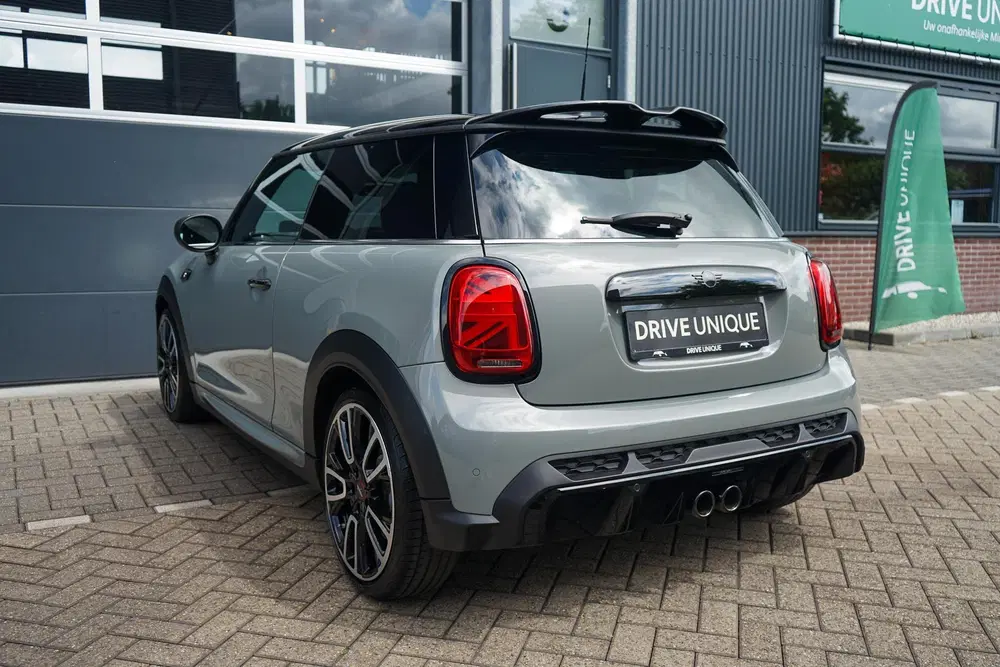 Mini John Cooper Works Cooper S 2.0 John Cooper Works uit 2022, foto 8