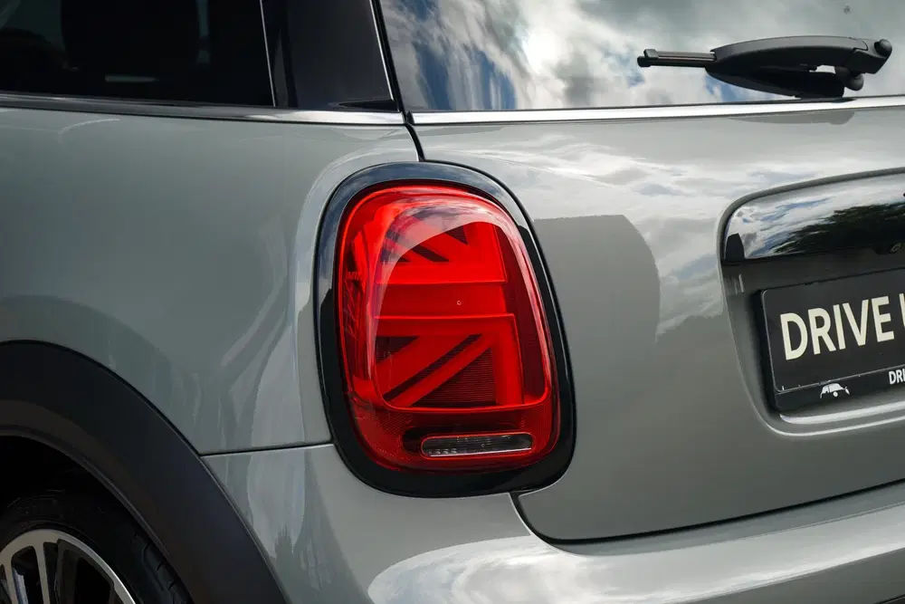 Mini John Cooper Works Cooper S 2.0 John Cooper Works uit 2022, foto 9