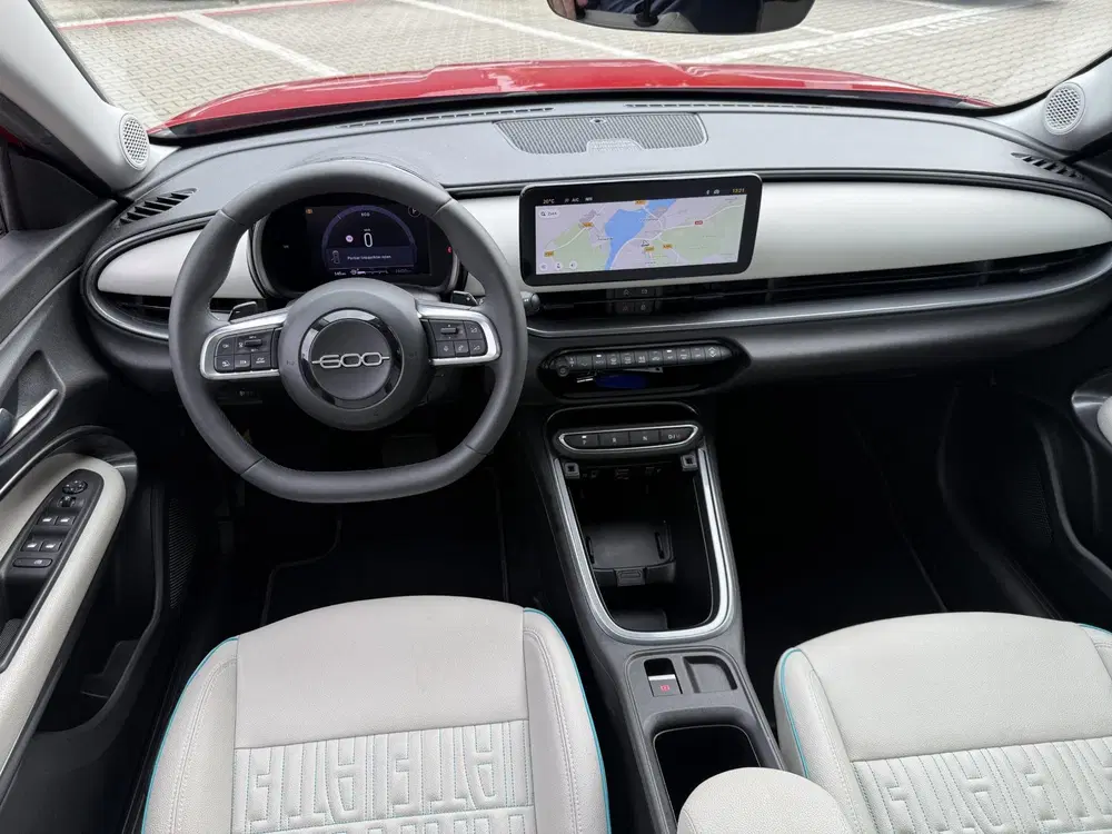 Fiat 600 1.2 Hybrid La Prima *ACC & Massage* uit 2025, foto 3