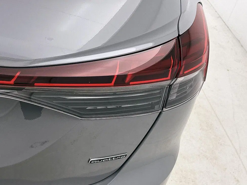 Audi Q4 e-tron 45 quattro Edition 82 kWh uit 2025, foto 9