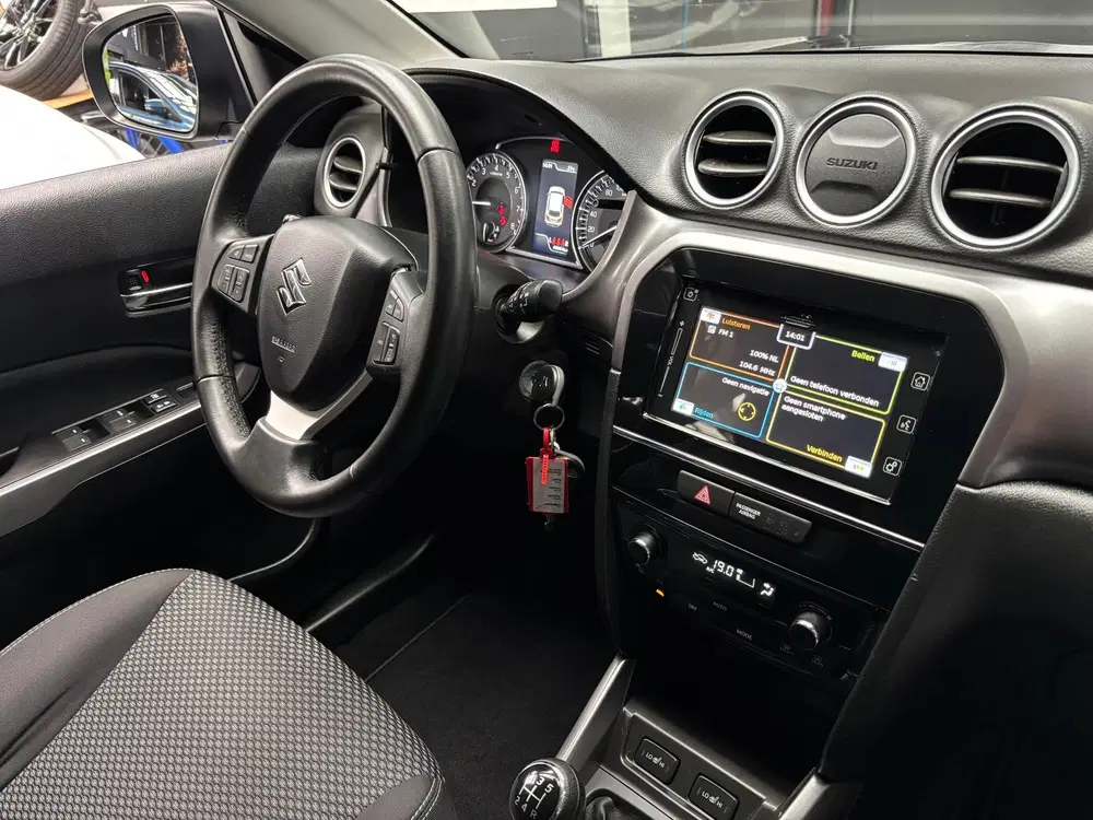 Suzuki Vitara 1.0 Boosterjet Select uit 2019, foto 13