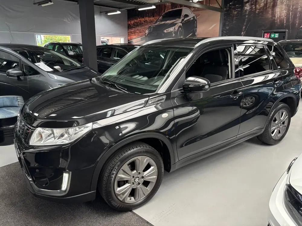 Suzuki Vitara 1.0 Boosterjet Select uit 2019, foto 2