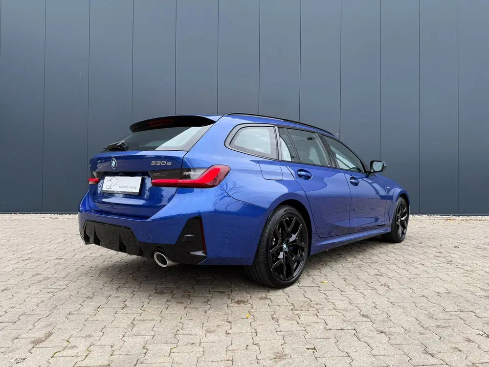 BMW 3-serie 330e xDrive M-sport pano tr.hk H&K 19 in uit 2025, foto 10