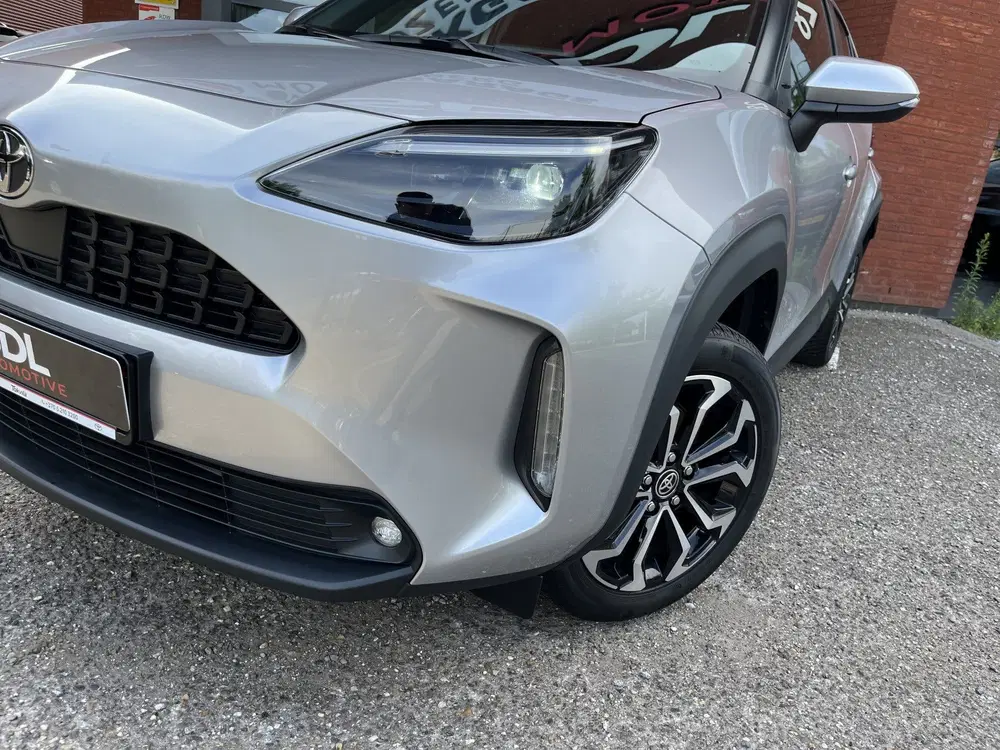 Toyota Yaris Cross 1.5 Hybrid 115 First Edition uit 2025, foto 11