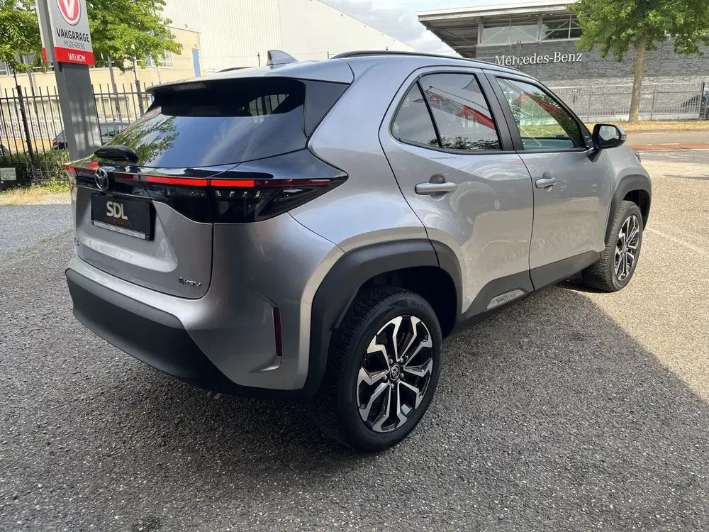 Toyota Yaris Cross 1.5 Hybrid 115 First Edition uit 2025, foto 7