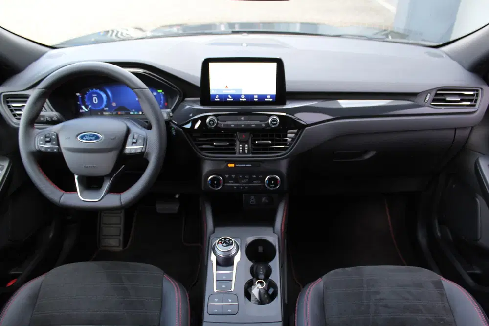 Ford Kuga 2.5-225pk Plug-in Hybrid ST-Line X. Hybrid uit 2023, foto 12