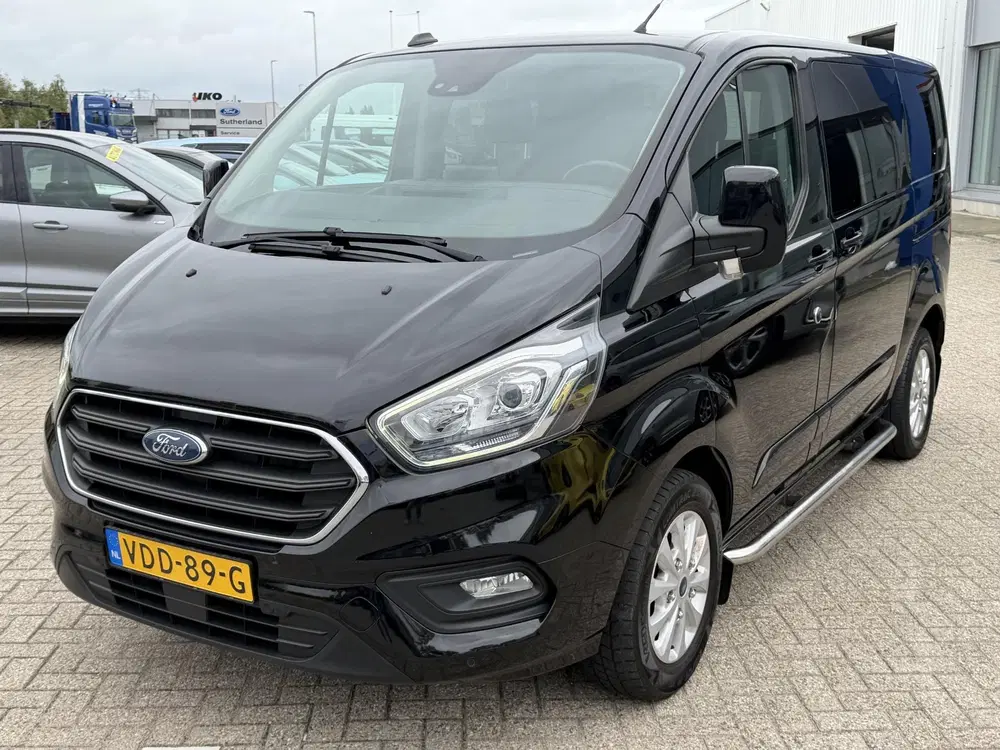 Ford Transit Custom 300 2.0 TDCI L1H1 Limited DC 130pk uit 2019, foto 3