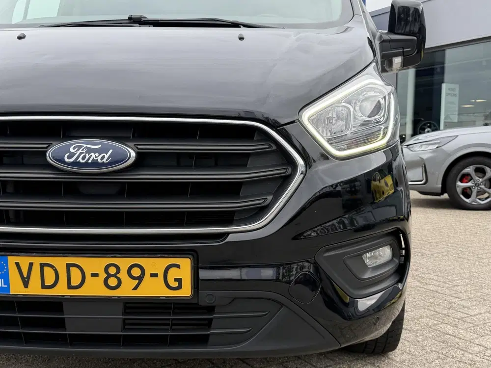 Ford Transit Custom 300 2.0 TDCI L1H1 Limited DC 130pk uit 2019, foto 9