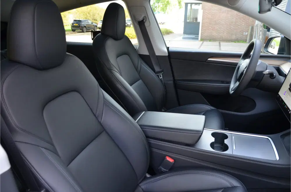 Tesla Model Y RWD 58 kWh Autopilot3.0 uit 2023, foto 3