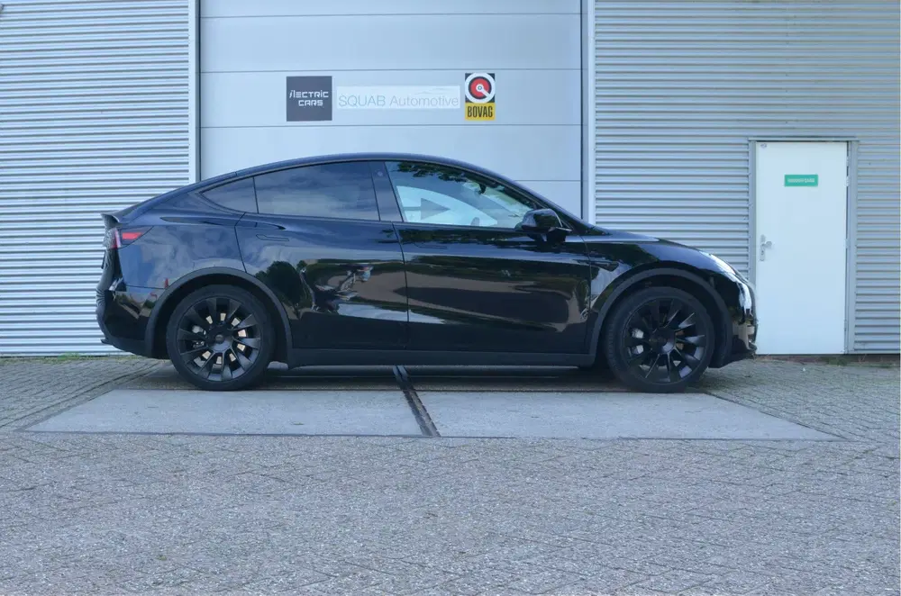Tesla Model Y RWD 58 kWh Autopilot3.0 uit 2023, foto 8