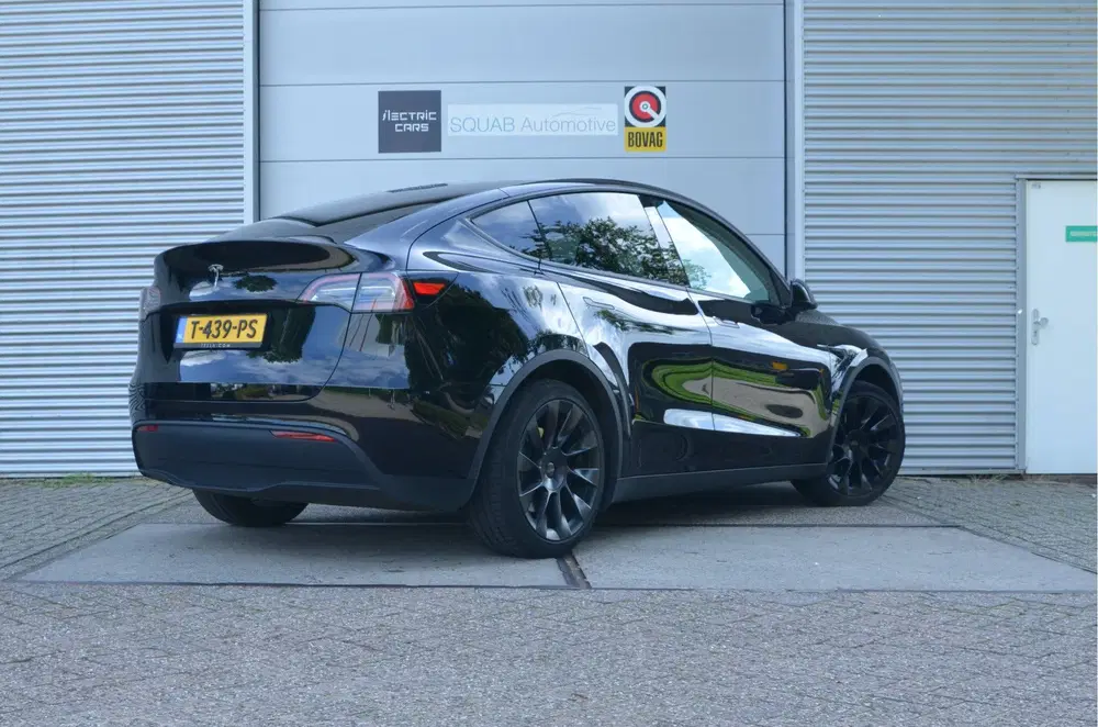 Tesla Model Y RWD 58 kWh Autopilot3.0 uit 2023, foto 9