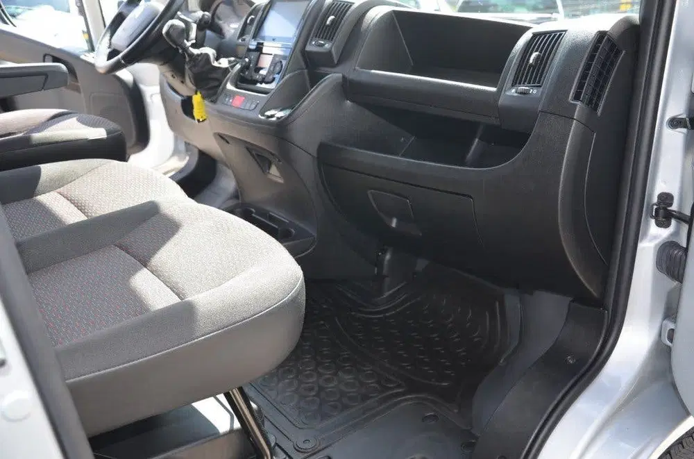 Citroën Jumper Citroen JUMPER 2.2 Blue HDI L2H2 Airco uit 2024, foto 10