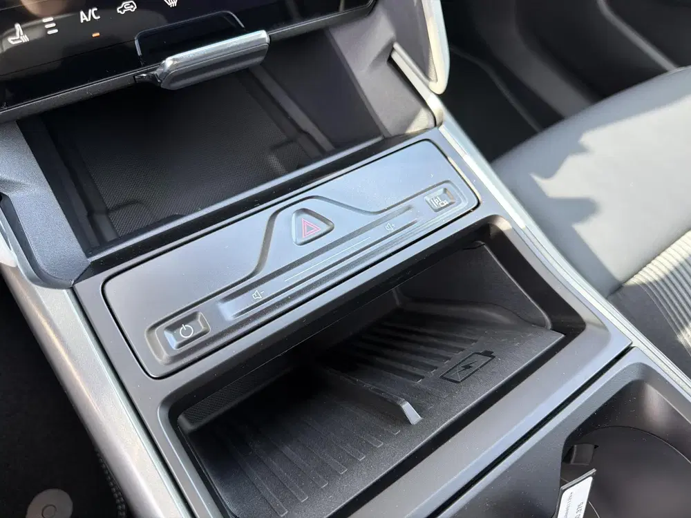 Ford Capri Select Extended Range RWD 79 kWh uit 2026, foto 15