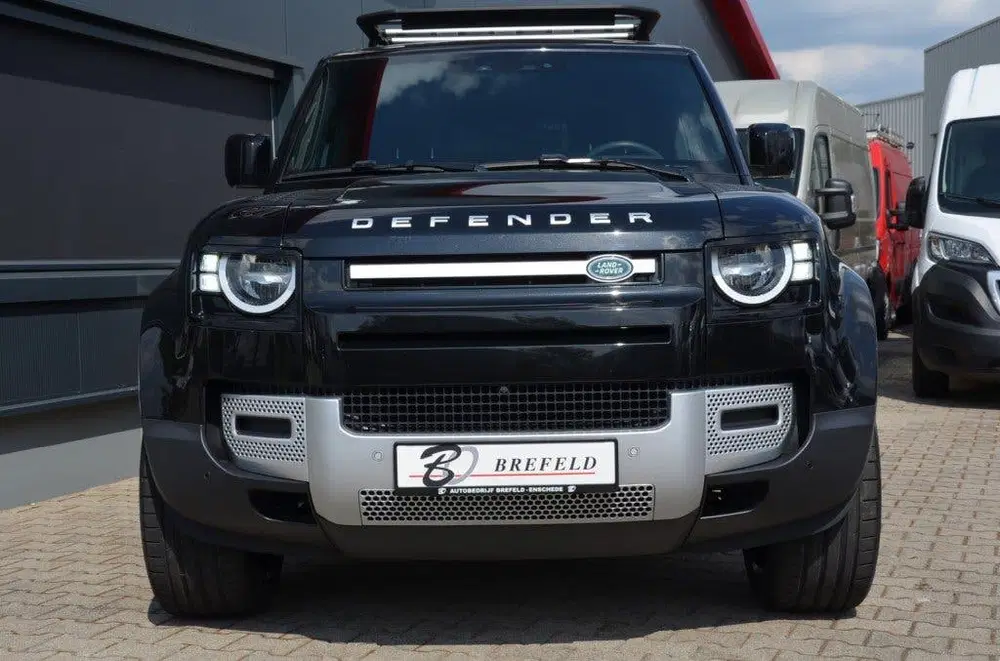 Land Rover Defender 3.0 D250 110 MHEF ***BPM VRIJ*** 6CYL uit 2023, foto 2