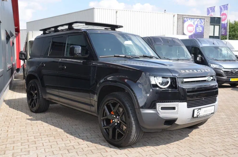 Land Rover Defender 3.0 D250 110 MHEF ***BPM VRIJ*** 6CYL uit 2023, foto 4