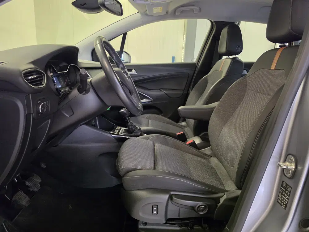Opel Crossland 1.2 Turbo Elegance uit 2021, foto 11