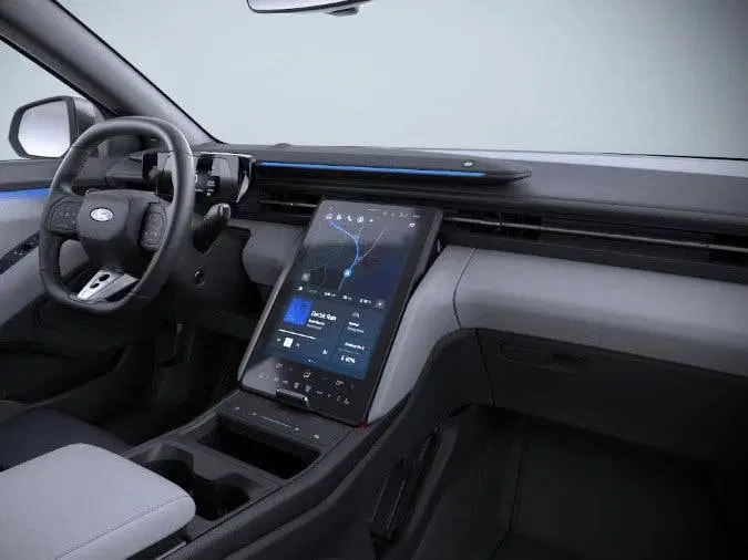 Ford Capri Premium Extended Range RWD 79 kWh uit 2026, foto 11