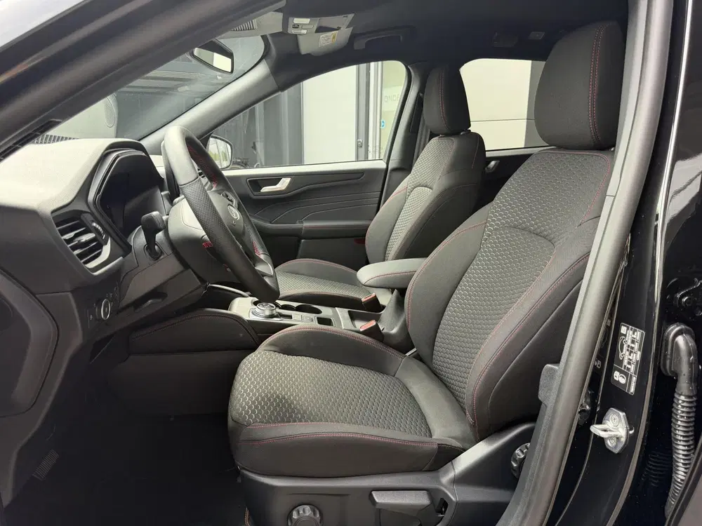 Ford Kuga 2.5 PHEV ST-Line uit 2026, foto 8