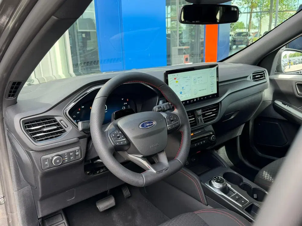 Ford Kuga 2.5 PHEV ST-Line uit 2026, foto 11