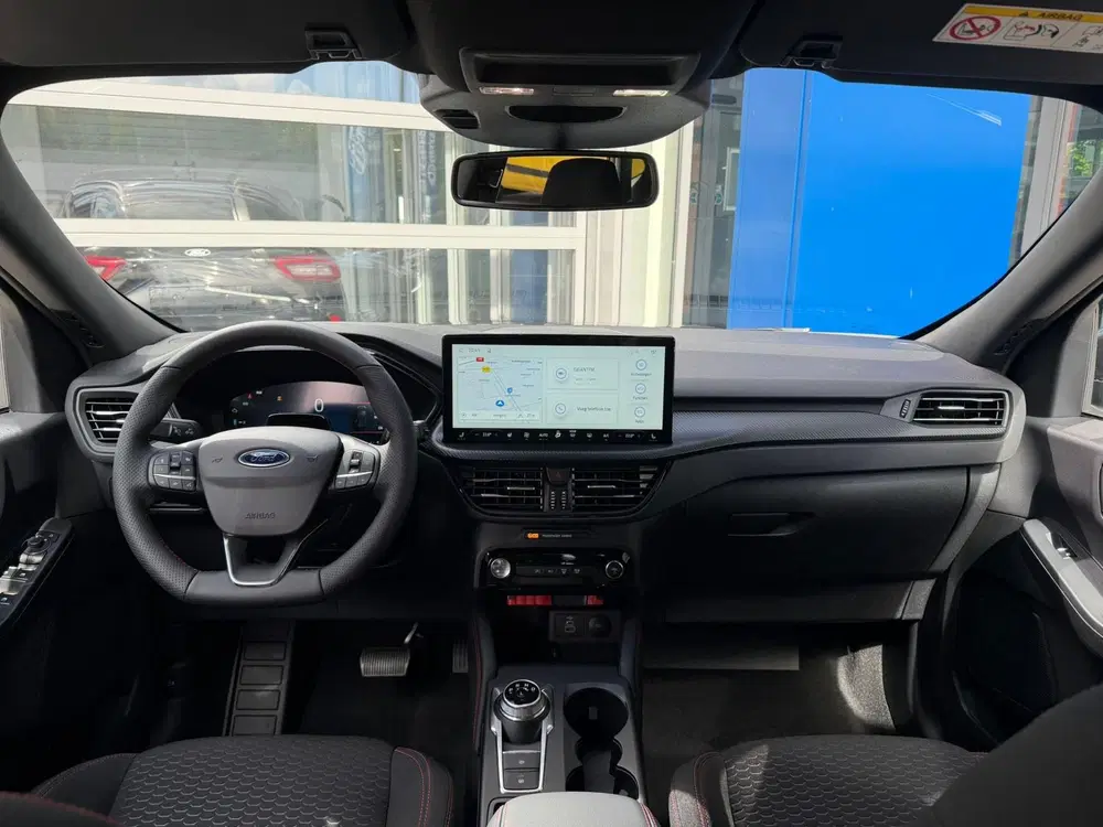 Ford Kuga 2.5 PHEV ST-Line uit 2026, foto 2