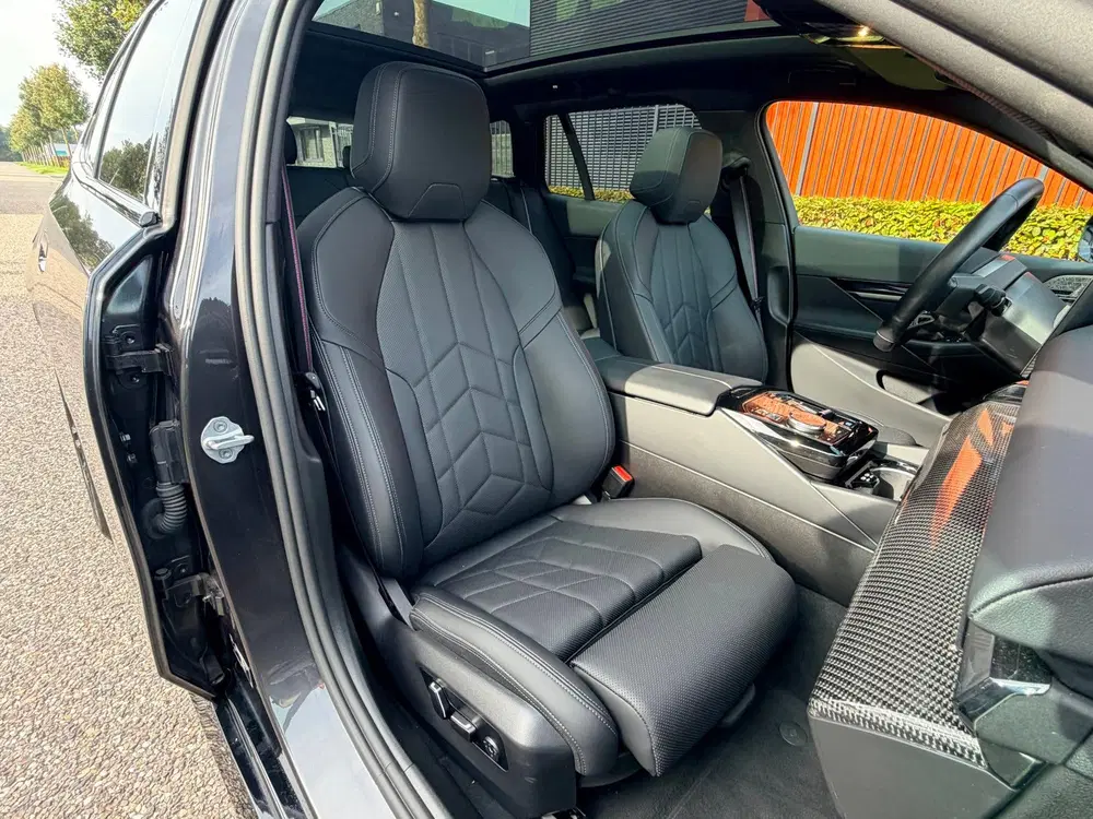 BMW i5 eDrive40 M-Sport PRO uit 2025, foto 3
