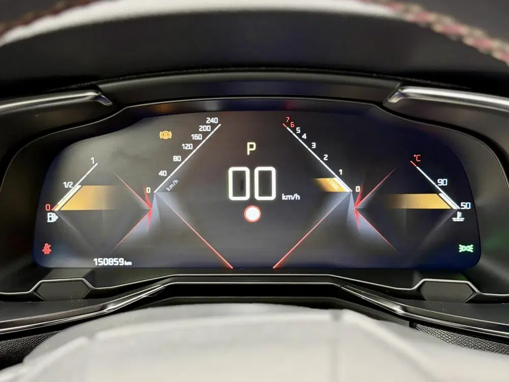 DS Automobiles DS 7 Crossback DS 7 1.6 225 Performance Line uit 2019, foto 14