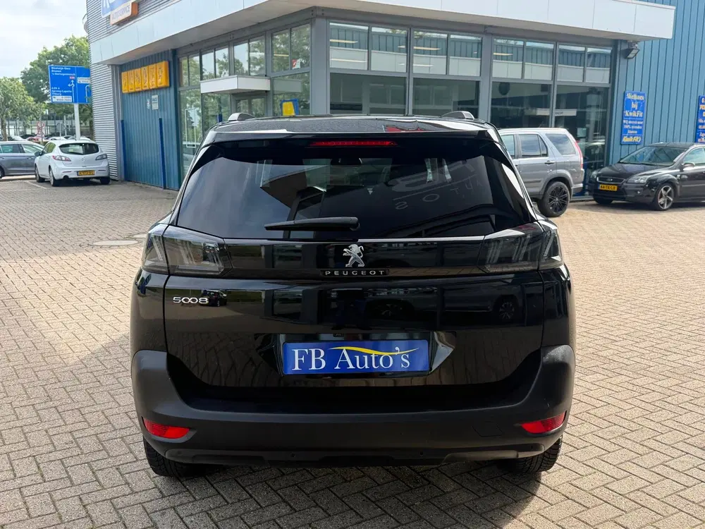Peugeot 5008 1.2 PureTech Style Airco Cruise Lmv Navi uit 2023, foto 15