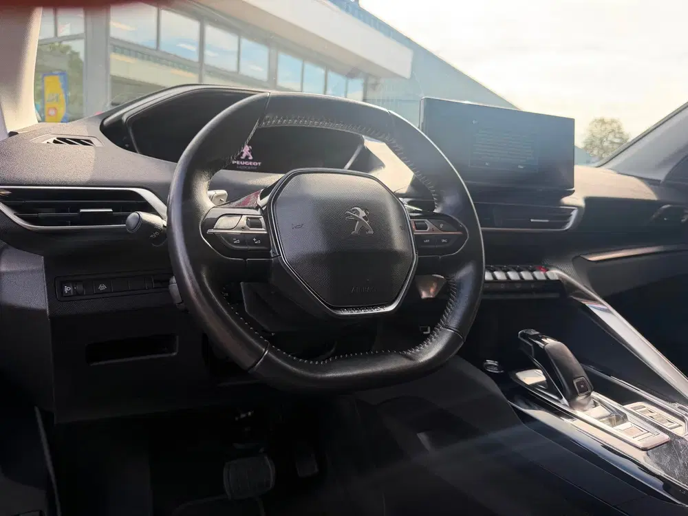 Peugeot 5008 1.2 PureTech Style Airco Cruise Lmv Navi uit 2023, foto 5