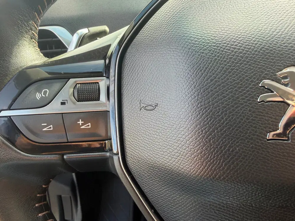 Peugeot 5008 1.2 PureTech Style Airco Cruise Lmv Navi uit 2023, foto 6