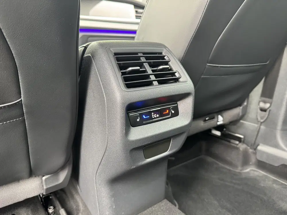 Volkswagen Tayron 1.5 eHybrid 204PK DSG LIFE TREKHAAK uit 2025, foto 15