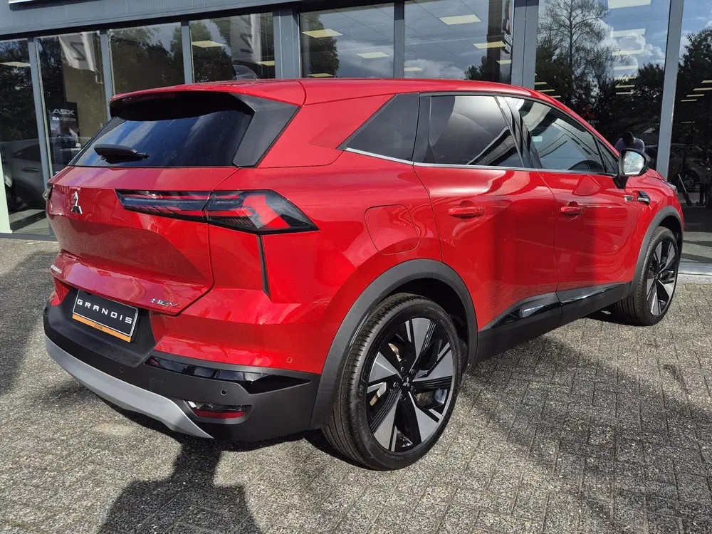 Mitsubishi Grandis 1.8 HEV Instyle uit 2026, foto 2