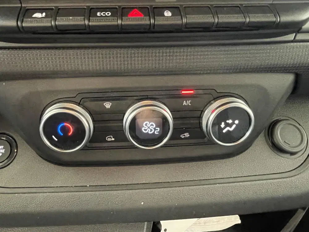 Renault Trafic E-Tech T29 L2H1 Comfort 52 kWh Renault Tra uit 2024, foto 15