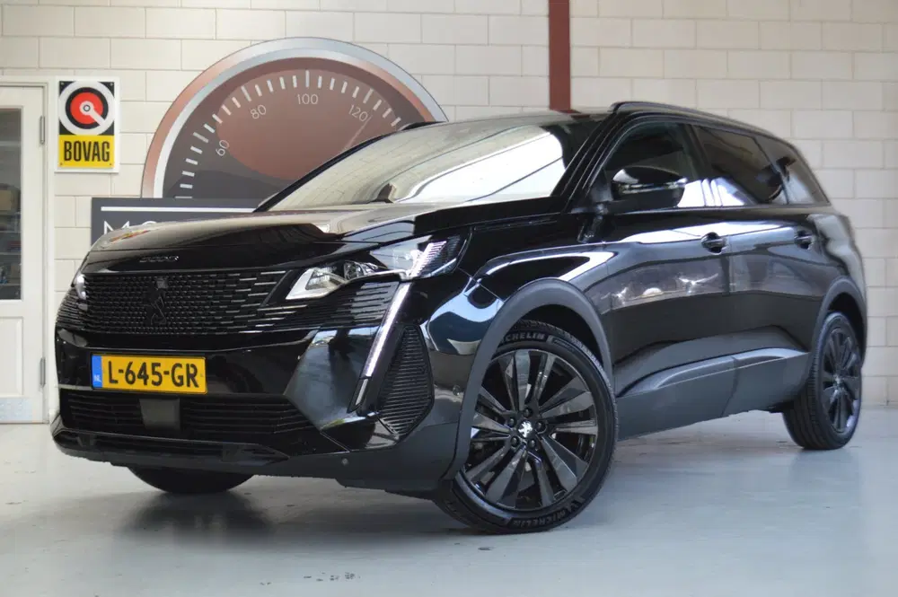 Peugeot 5008 181PK GT-BLACKLINE uit 2021