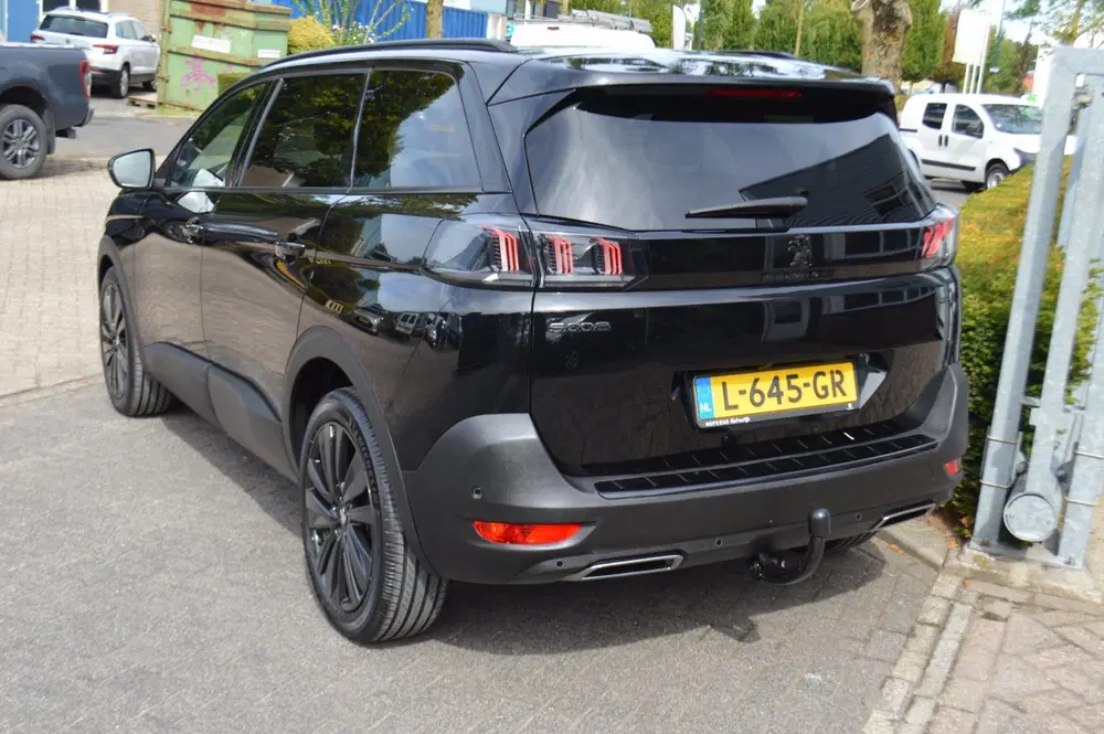 Peugeot 5008 181PK GT-BLACKLINE uit 2021, foto 13