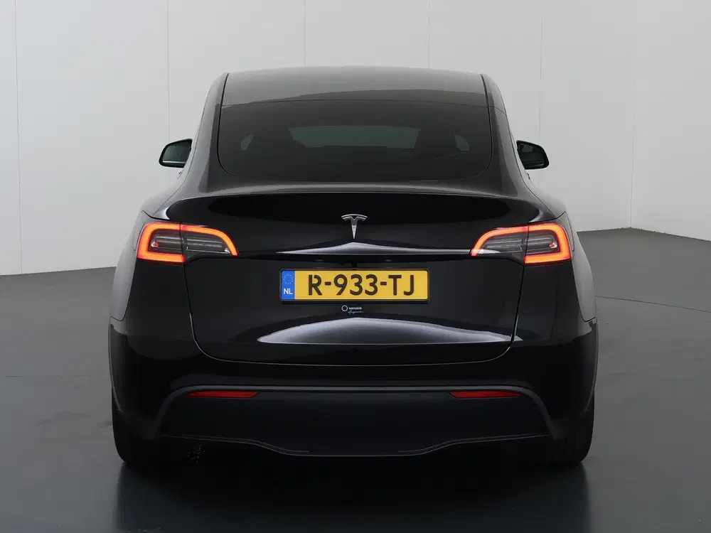 Tesla Model Y RWD 58 kWh uit 2022, foto 4