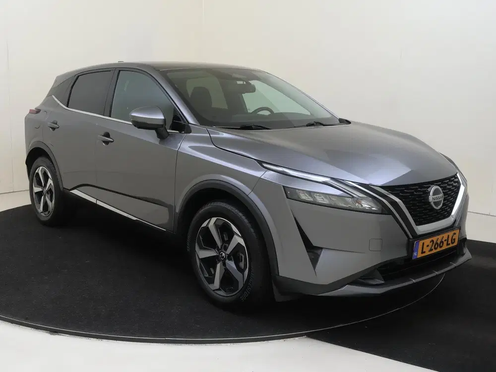 Nissan Qashqai 1.3 MHEV N-Connecta uit 2021, foto 2
