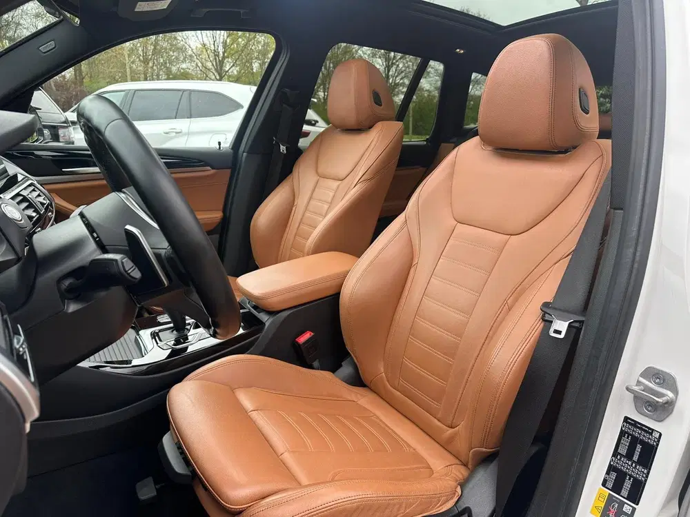 BMW X3 xDrive30e M Sport 293 PK uit 2021, foto 8